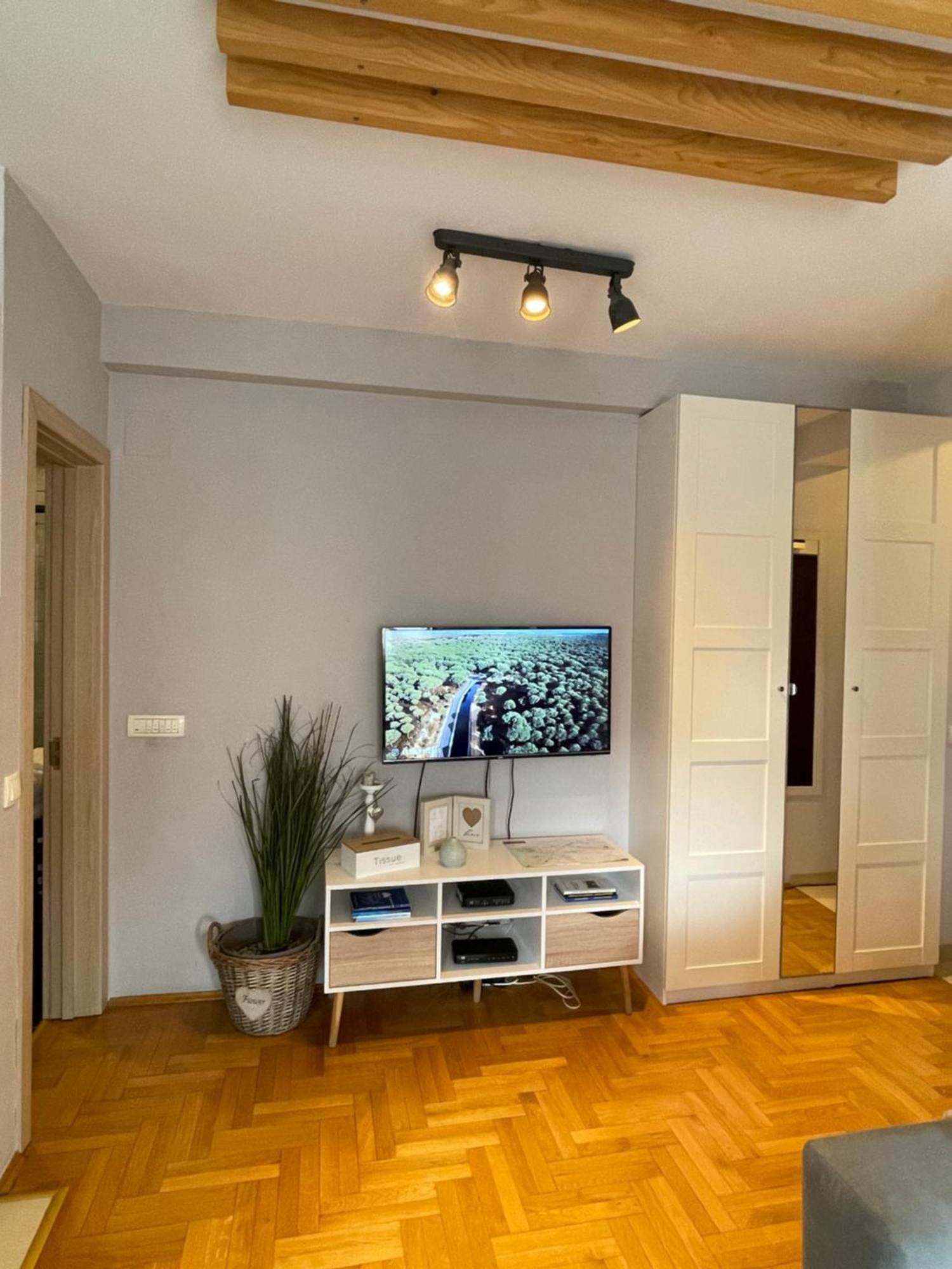 Apartment Cerska Mrb 베오그라드 외부 사진
